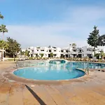 Ema Clube Em Αλμπουφέιρα